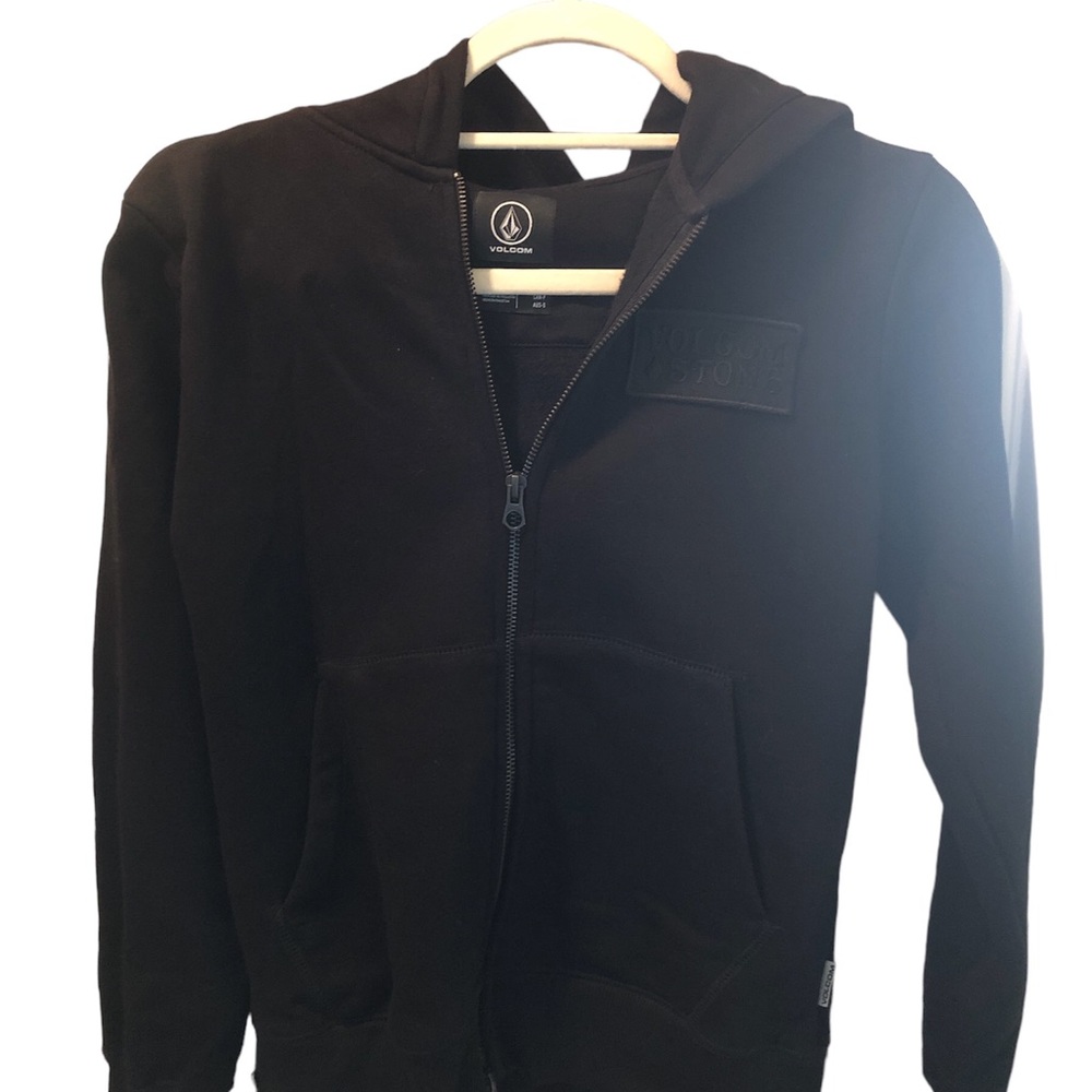 Volcom boys  zip hoodie; black size Sm. Worn once, no snags. Great condition.